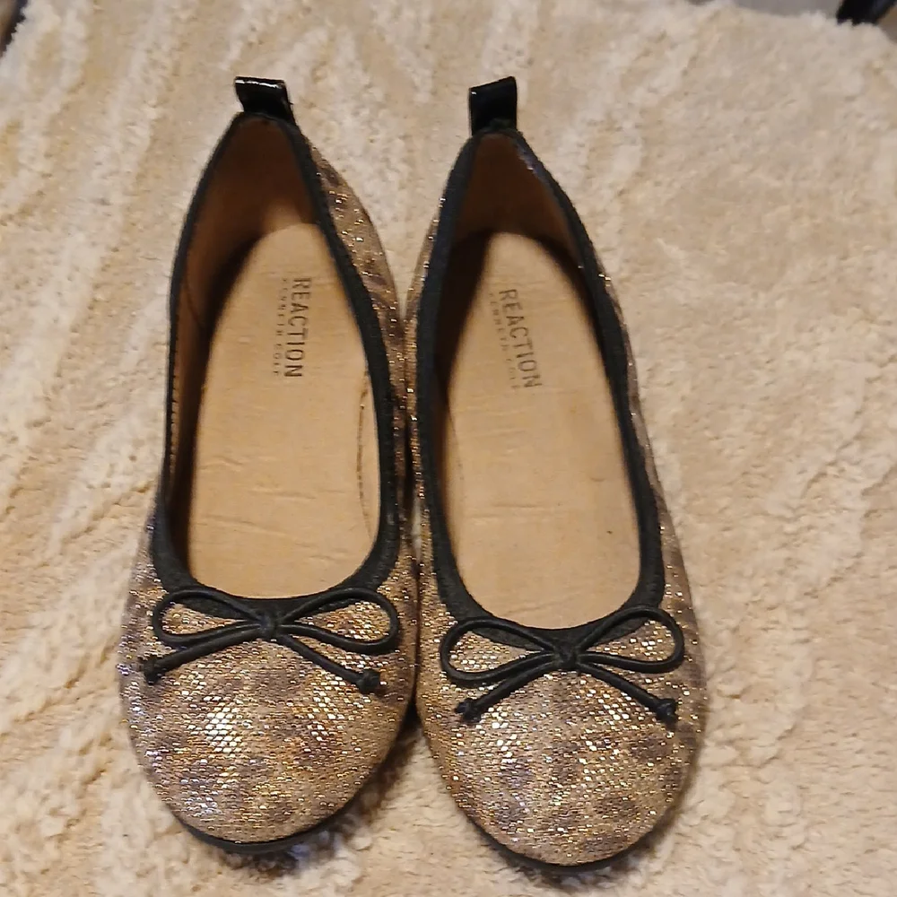 Kenneth Cole Reaction Gold and Black Dress Shoes
